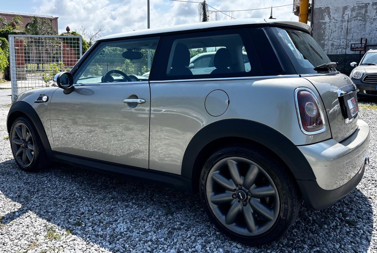 Mini Mini 1.6 16V Cooper D
