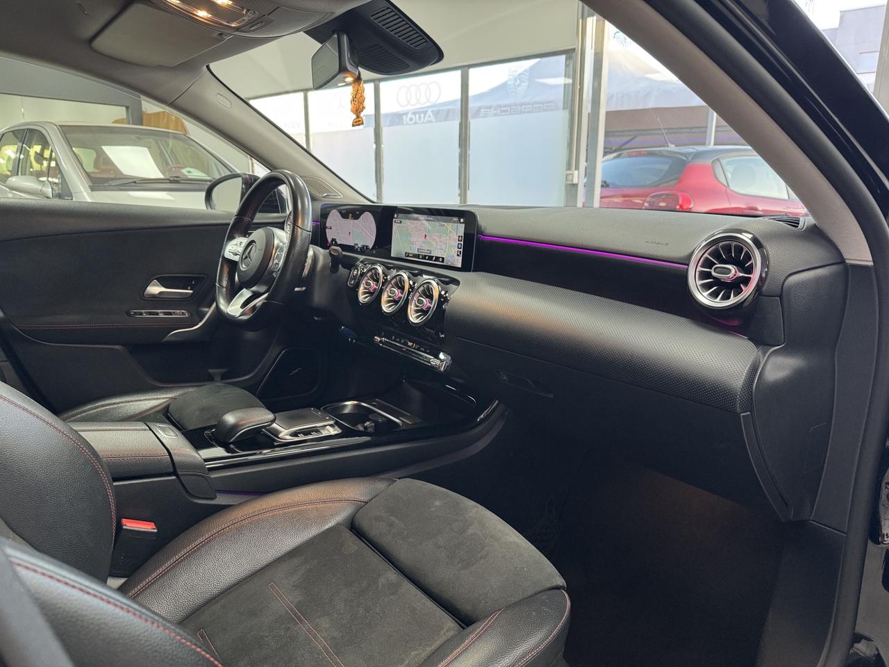 Mercedes-benz A 200 d Automatic Premium Amg