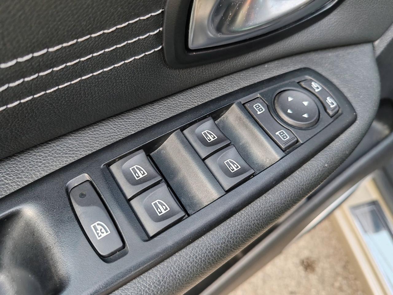 Renault Scenic Scénic X-Mod 1.5 dCi 110CV