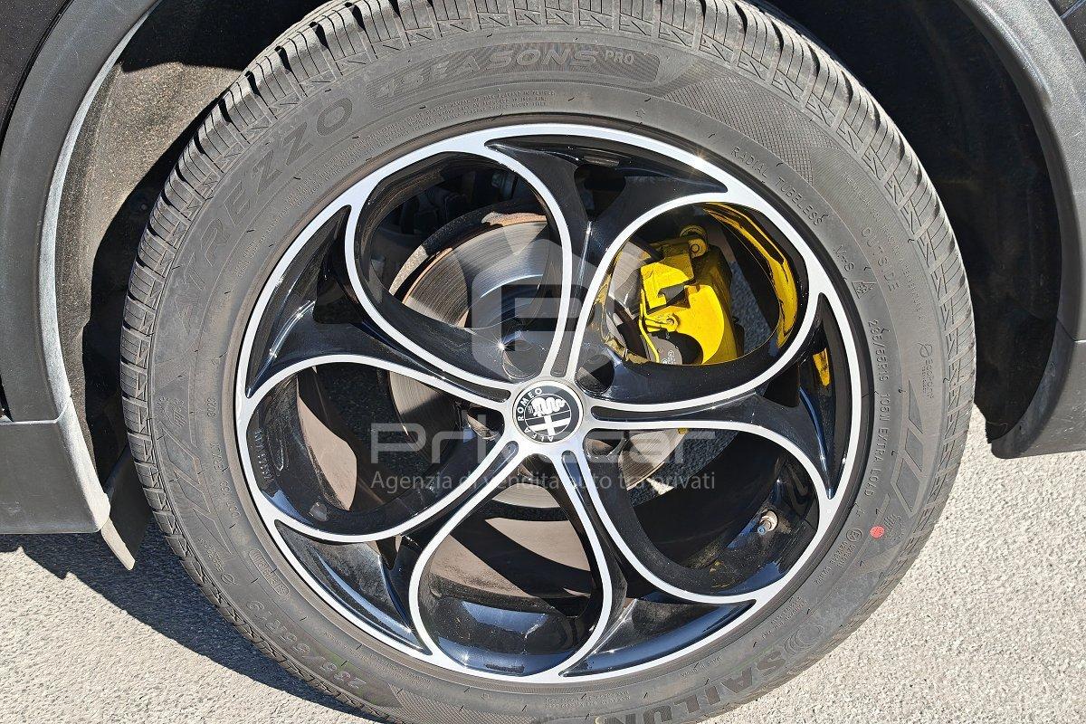 ALFA ROMEO Stelvio 2.2 Turbodiesel 180 CV AT8 Q4 Business