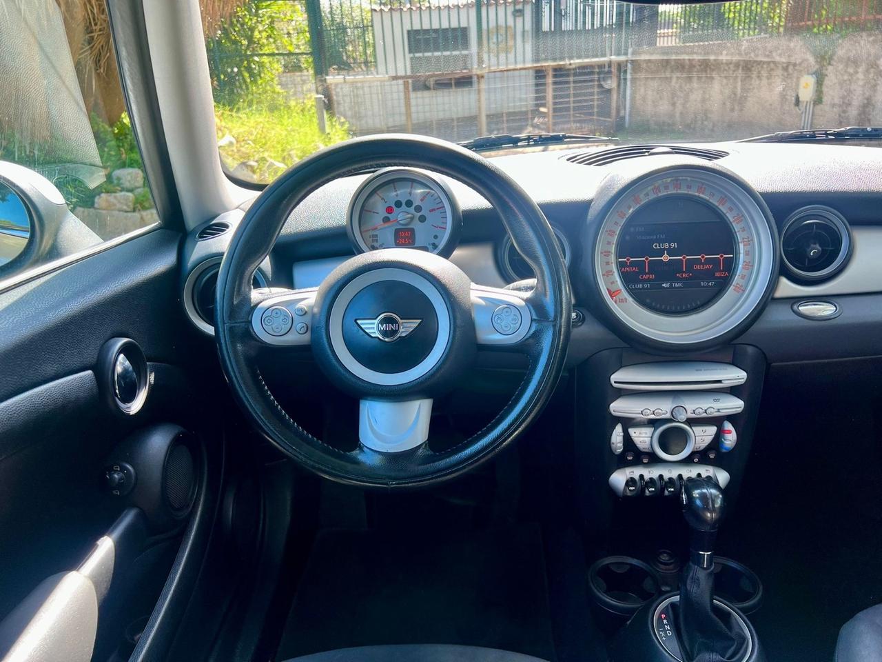 MINI COOPER D CLUBMAN 1.6 C/A - 2009