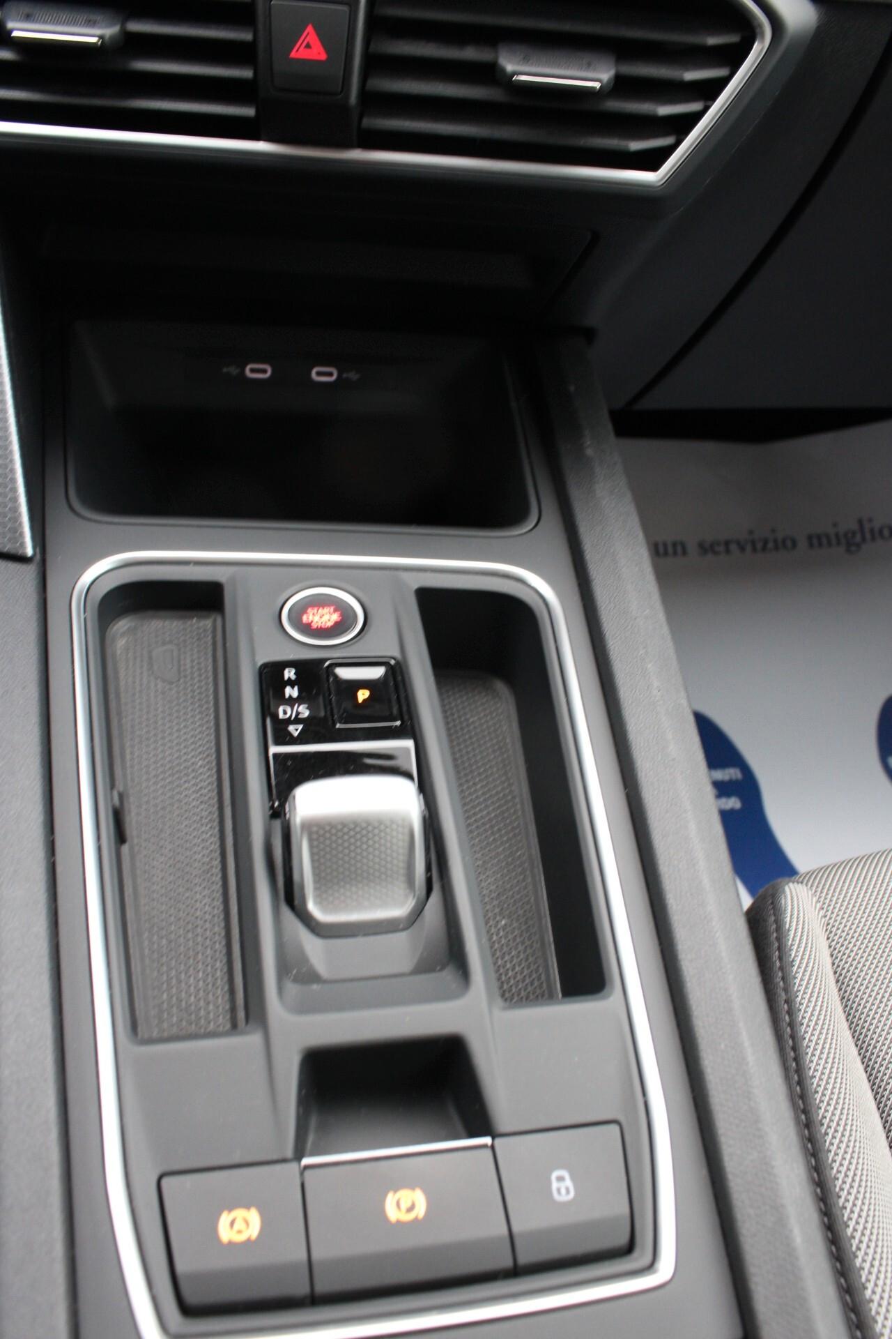 Seat Leon metano 1.5 tgi Style 130cv dsg retrocamera full led