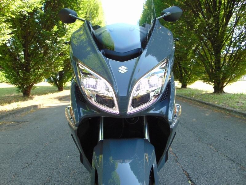 Suzuki Burgman 400 ABS