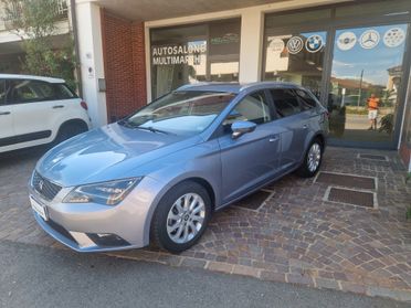 SEAT Leon ST 1.6tdi 110cv DSG Style Business / NAVI / FARI LED