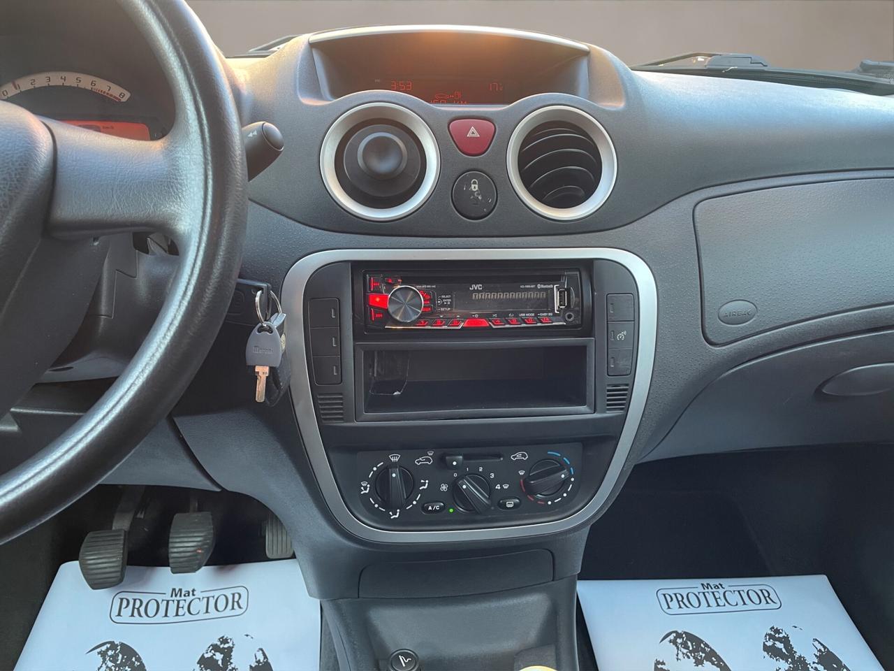 Citroen C3 NEOPATENTATI - DISTRIBUZIONE ESEGUITA