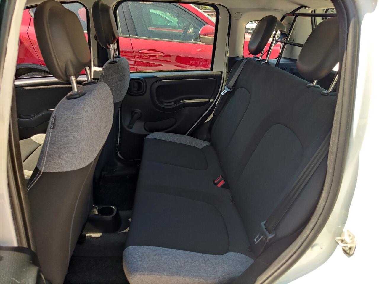 Fiat Panda 1.0 GSE S&S Hybrid Street Van 4 posti