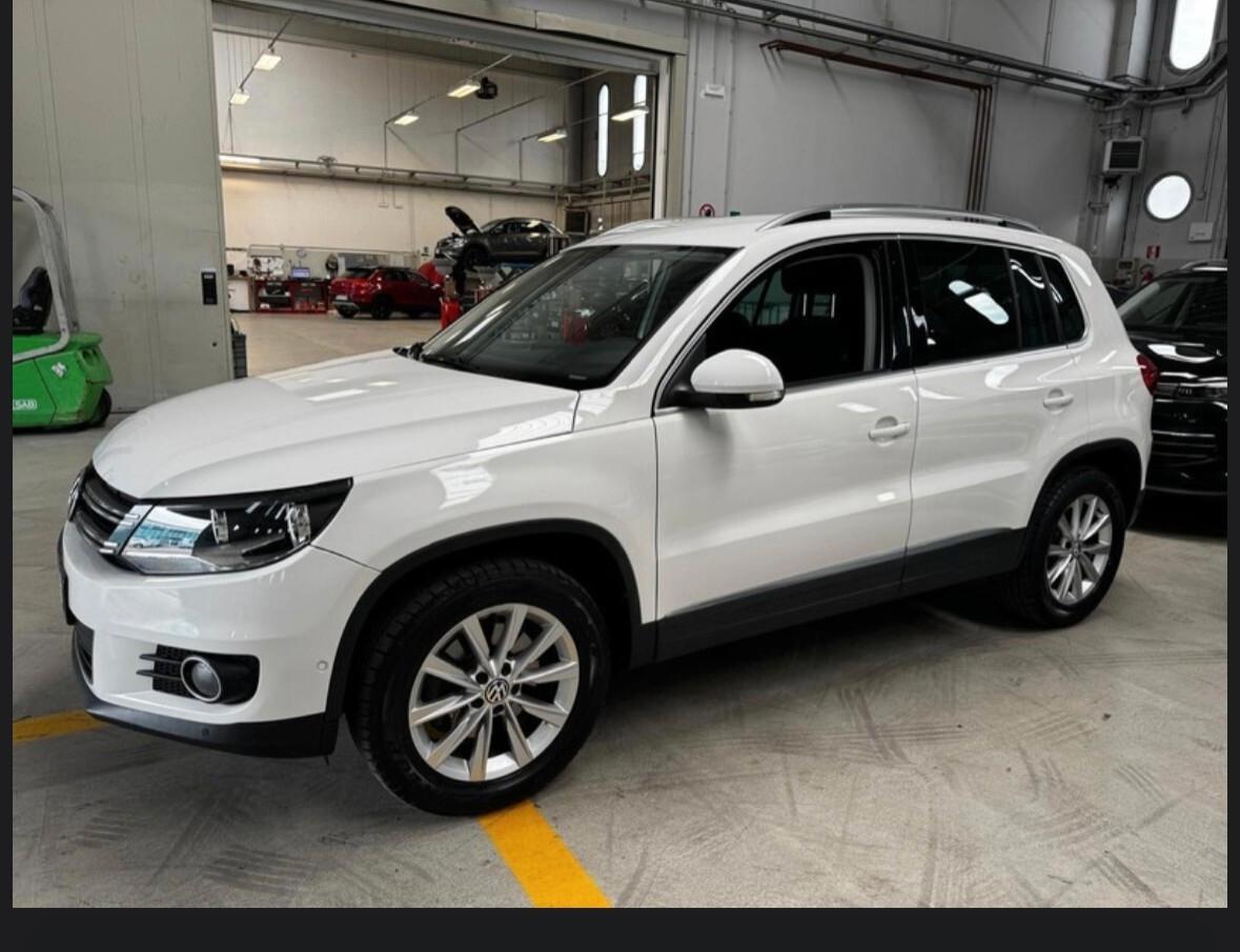 Volkswagen Tiguan 1.4 TSI 160 CV 4MOTION Sport & Style 65.000 KM UNIPROP.