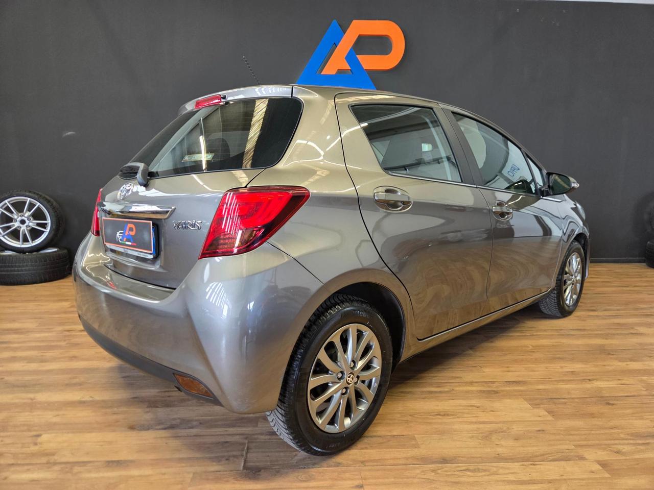 Toyota Yaris 5 Porte Yaris 5p 1.0 Active