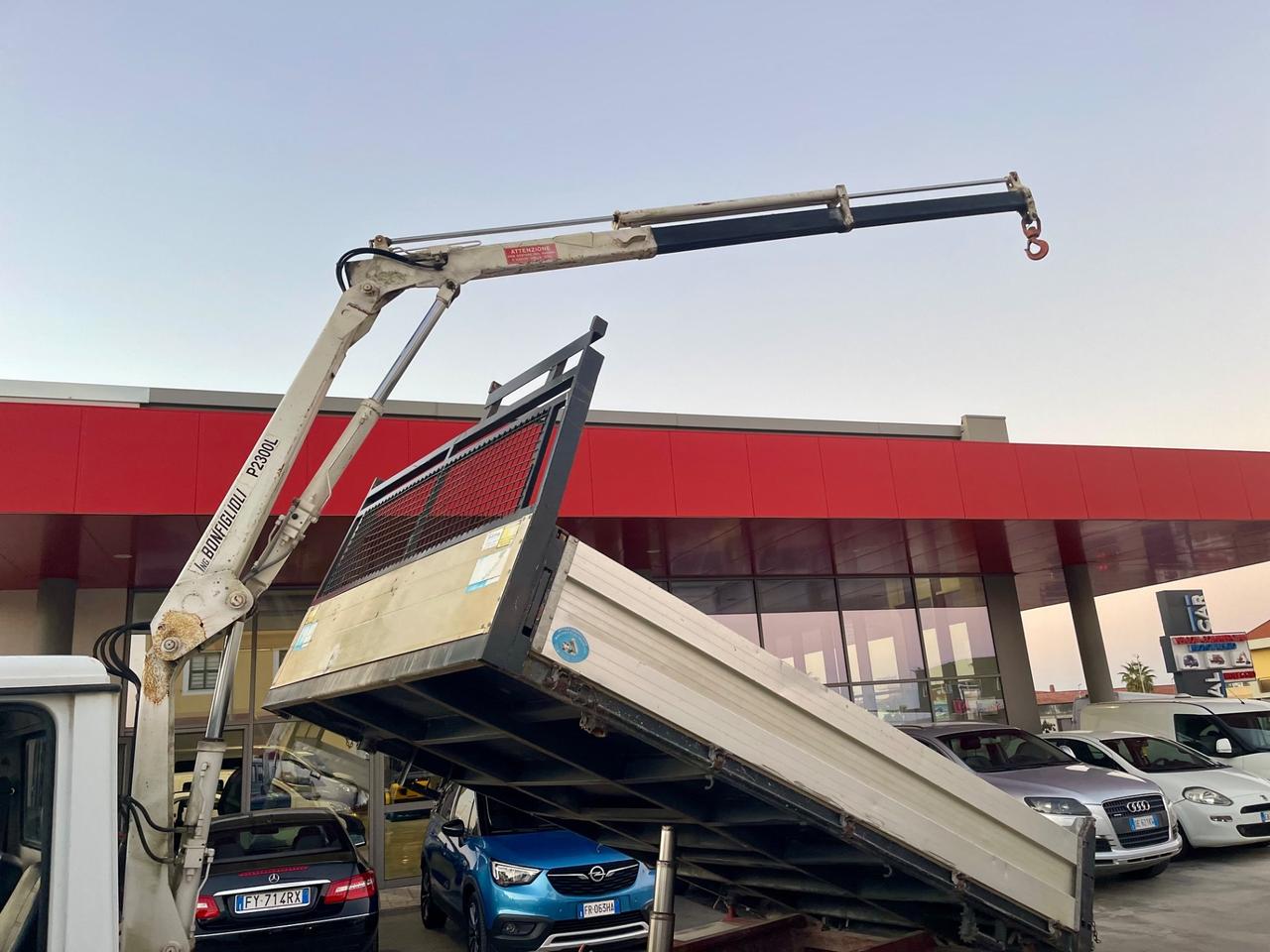 Iveco Daily 35.12 Cassone Ribaltabile e Grù Bonfiglioli