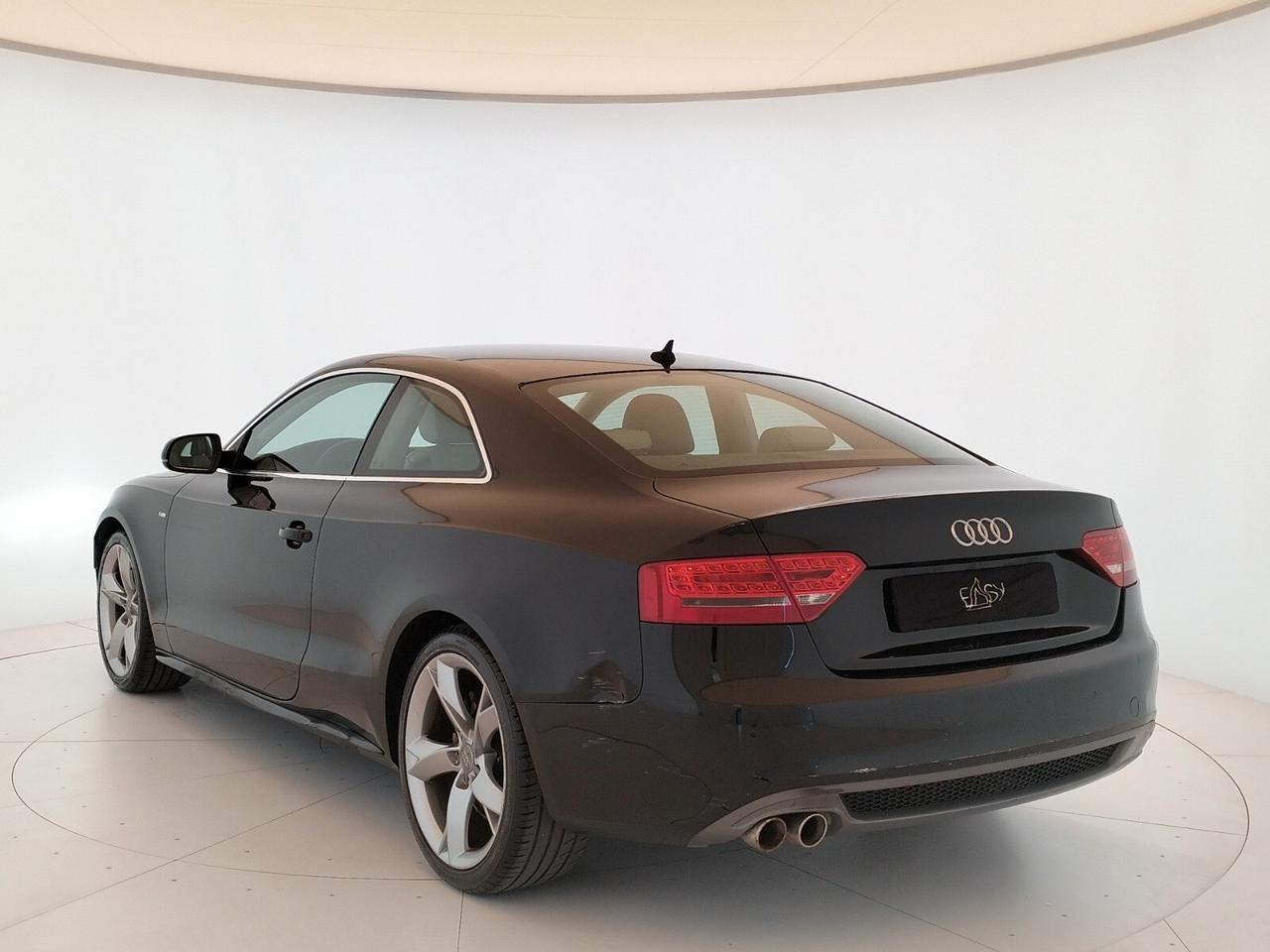 Audi A5 Coupe 2.0 tdi quattro