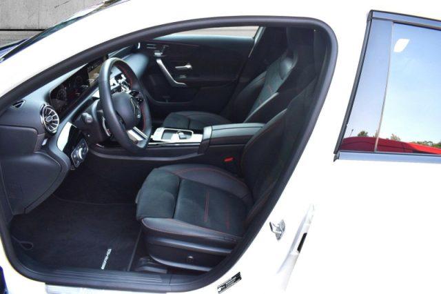 MERCEDES-BENZ A 180 Automatic AMG Line Premium