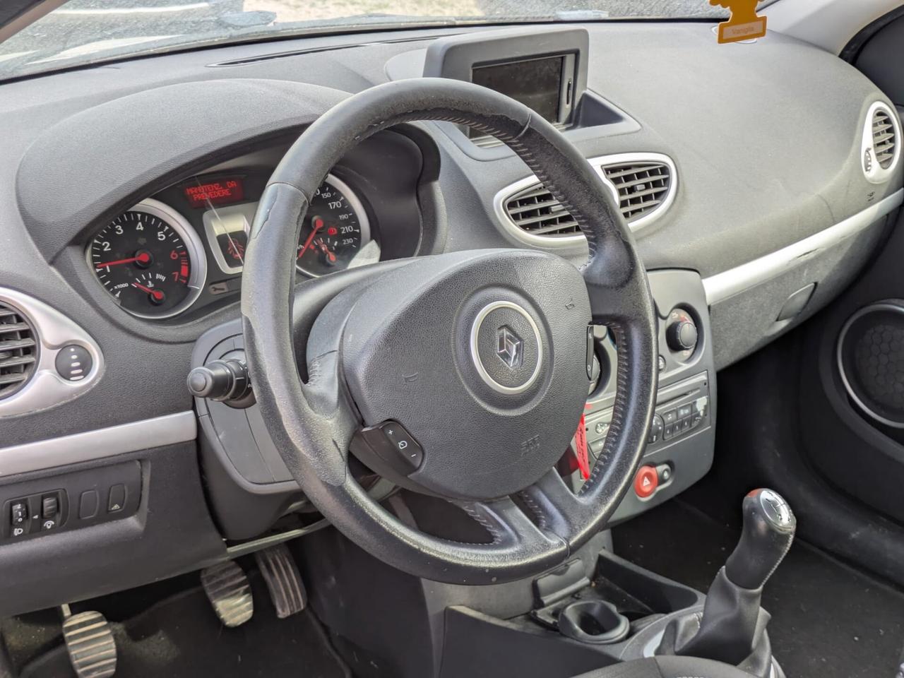 Renault Clio 1.2 16V 5 porte Luxe