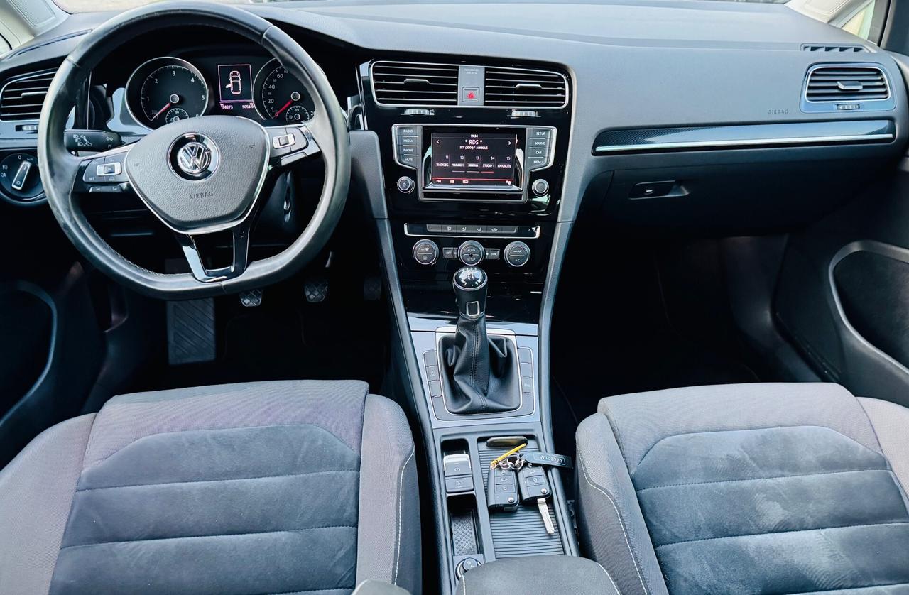 Volkswagen Golf 1.6 TDI 5p. Highline BlueMotion