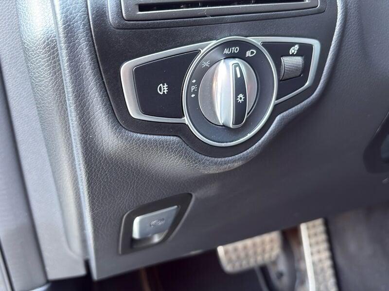 Mercedes-Benz GLC Coupé GLC Coupé 220 d 4MATIC Premium Plus NIGHT-PACK