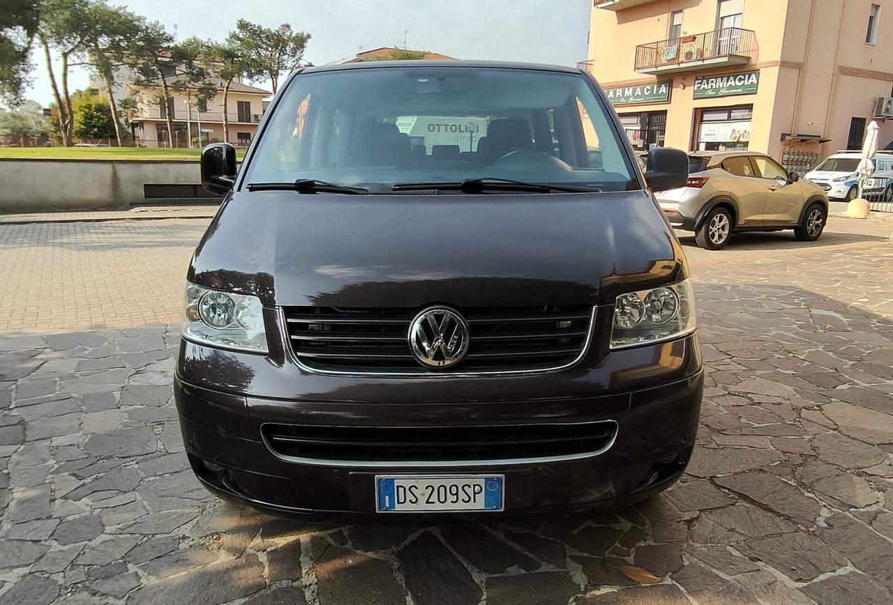 Volkswagen Multivan T5 2.5 TDI 4motion Gancio