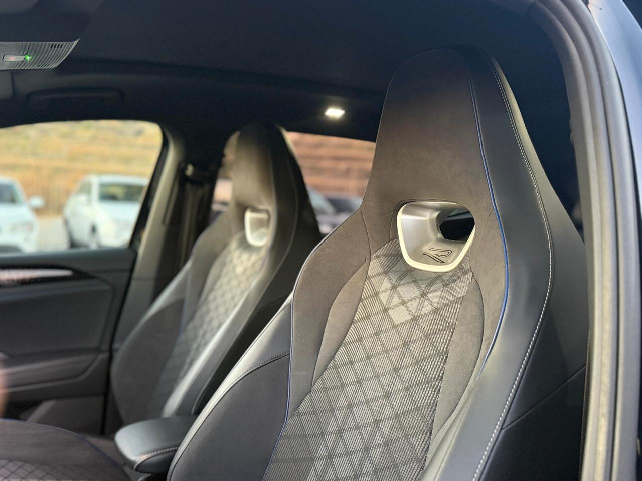 Volkswagen Tiguan 2.0 TDI 150 CV DSG R-Line