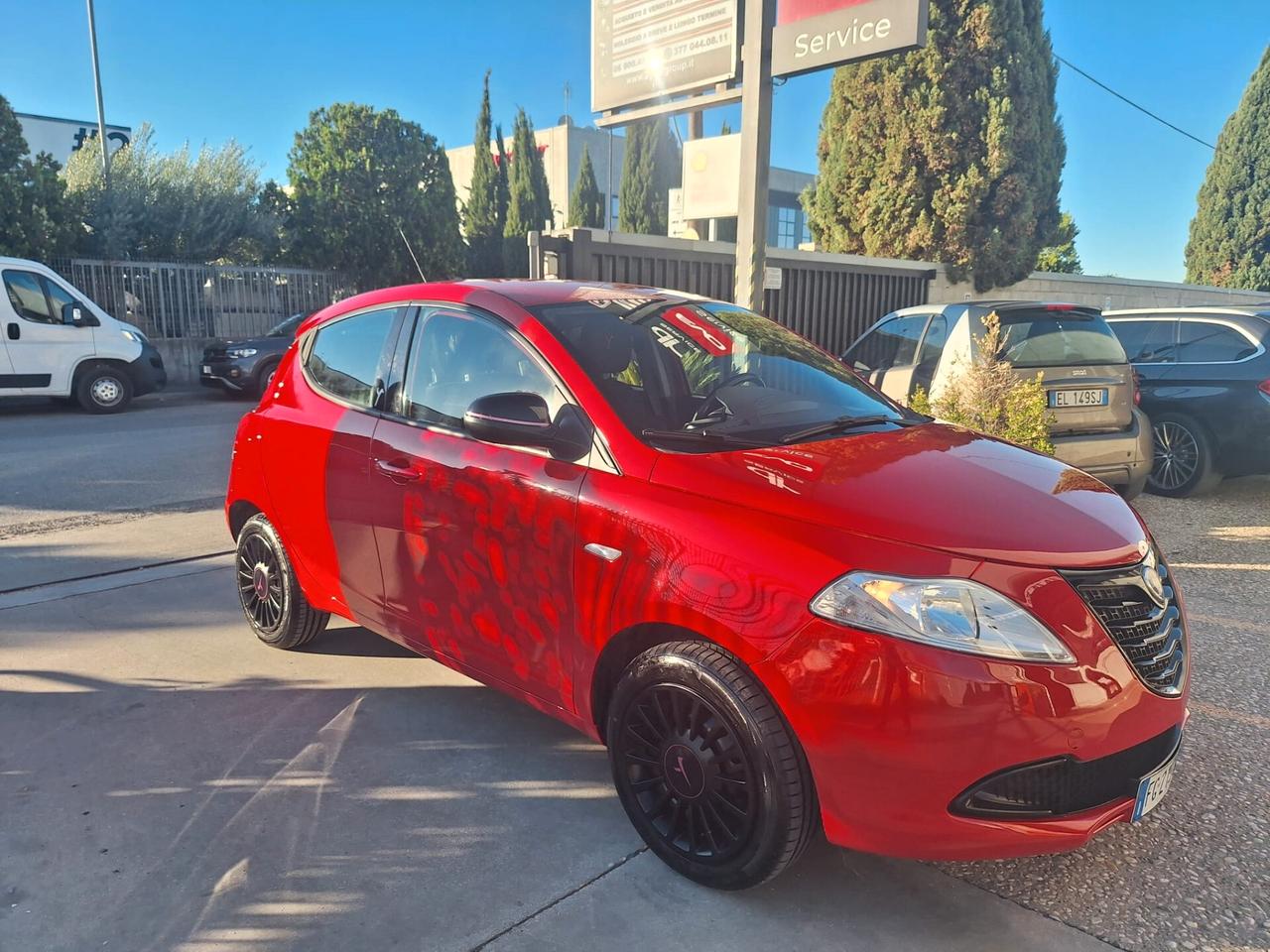 Lancia Ypsilon 1.2 69 CV 5 porte Platinum