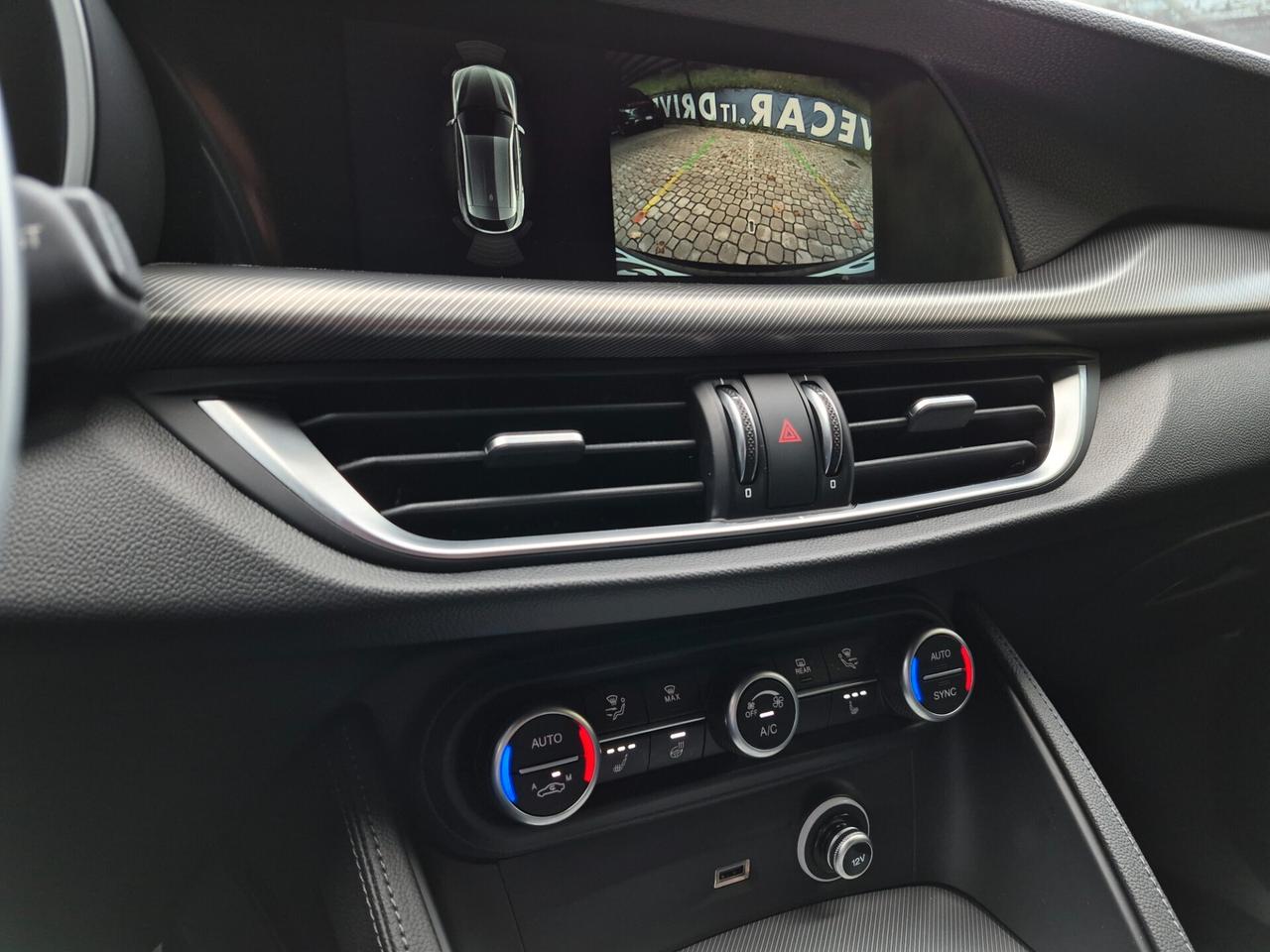 Alfa Romeo Stelvio VELOCE Q4 AT8 2.2 MTJ 210CV TOTAL BLACK C20"