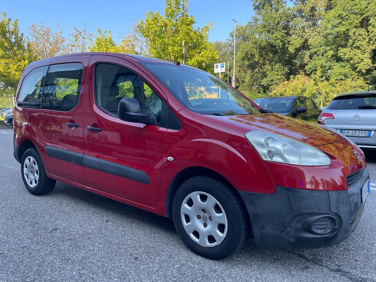 Peugeot Partner Tepee 1.6 HDi 92CV*Neopatentati*