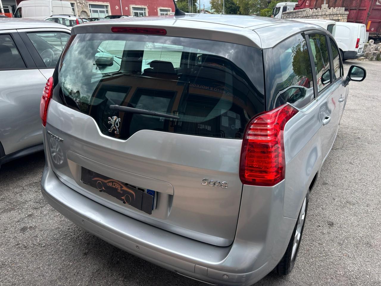 Peugeot 5008 1.6 HDi 112CV Premium 7 POSTI
