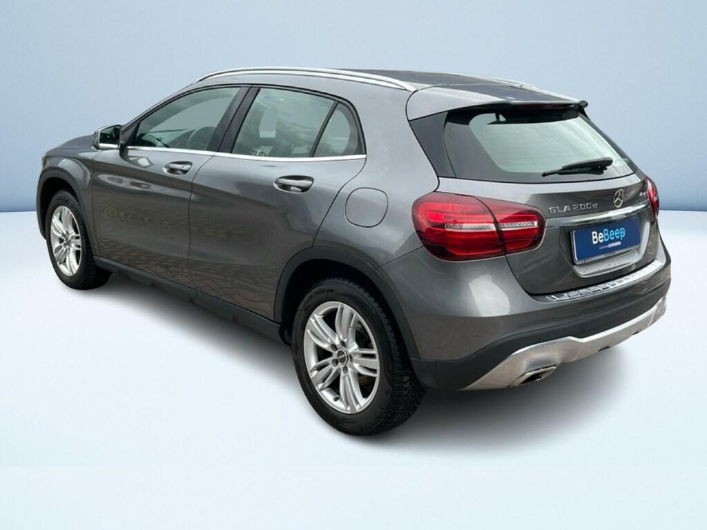 Mercedes GLA 200 200 D Sport 4Matic 7G-DCT