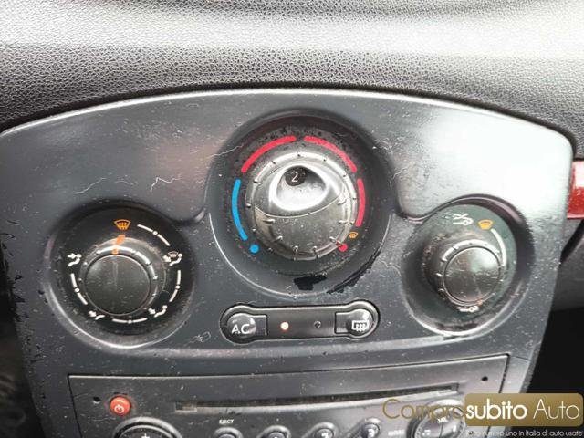 RENAULT Clio 1.5 dCi 70CV 5 porte