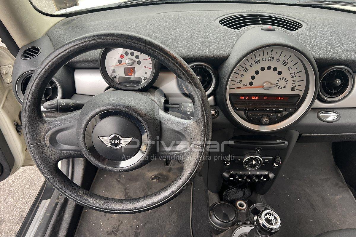 MINI Mini 1.6 16V One (55kW)