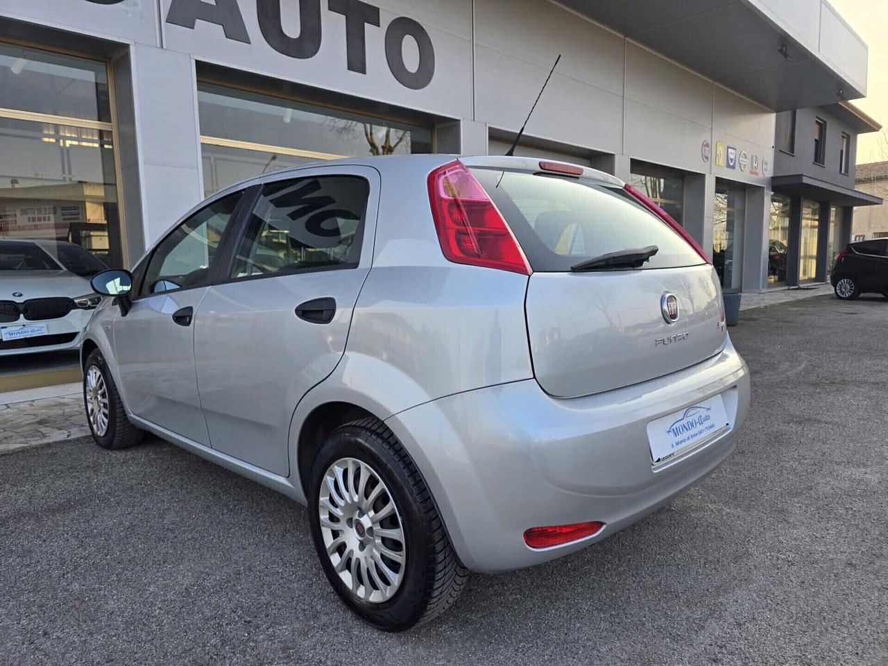 Fiat Punto 1.3 MJT 75 CV 5 porte