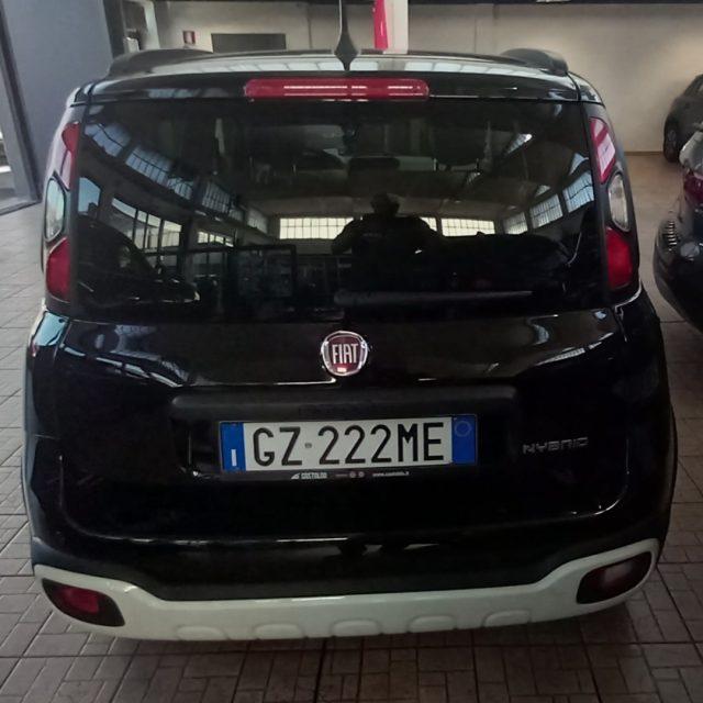 FIAT Panda 1.0 FireFly S&S Hybrid Pandina CROSS