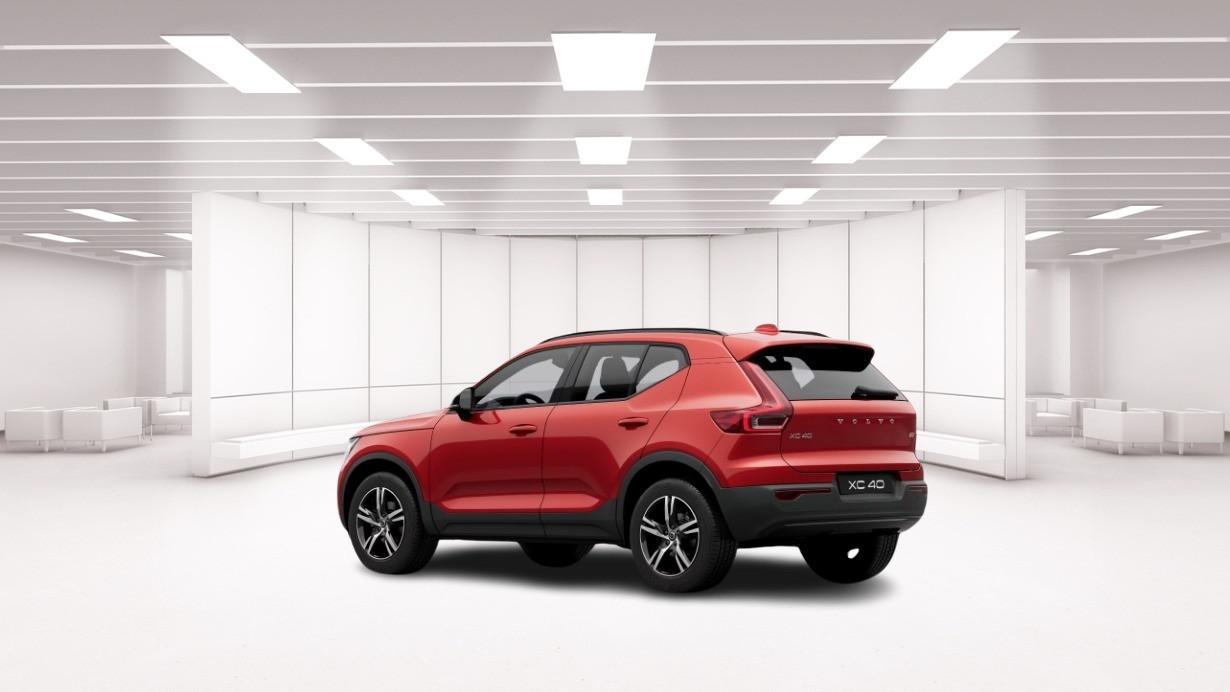 VOLVO Xc40 B3 Mild Hybrid Automatico Plus Dark