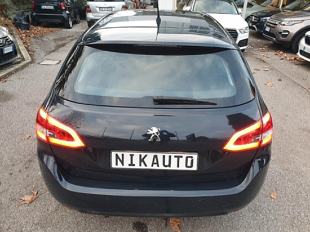 Peugeot 308 BlueHDi 130 SW Allure