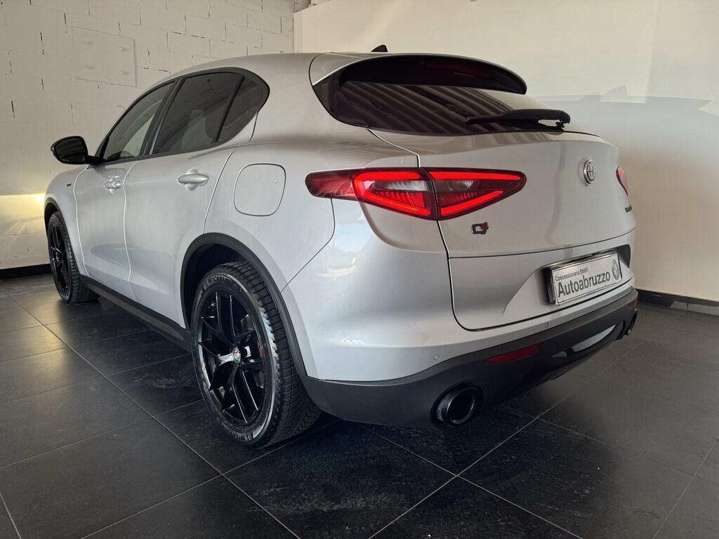 Alfa Romeo Stelvio 2.2 Turbo Sprint Q4 AT8