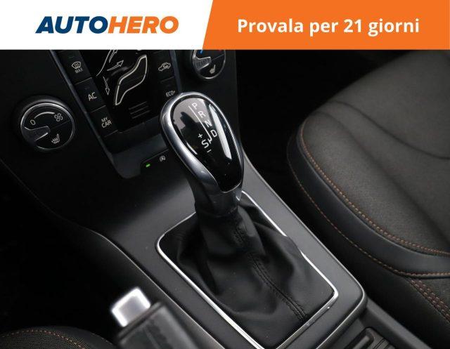 VOLVO V40 Cross Country D2 Geartronic Business Plus