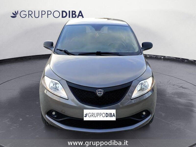 Lancia Ypsilon III 2015 Benzina 0.9 t.air Silver ecochic metano 80cv
