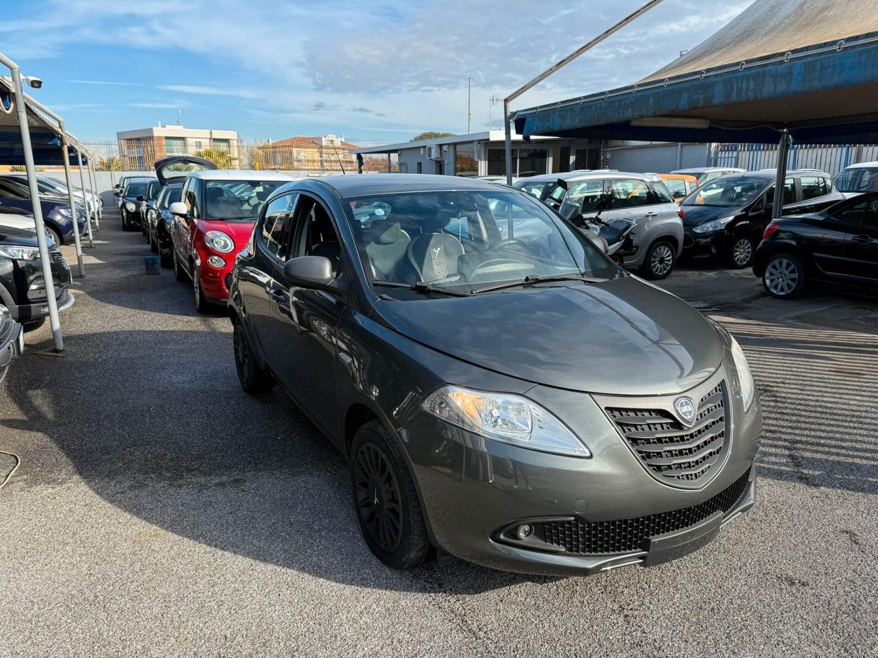 Lancia Ypsilon 1.2 69 CV 5 porte GPL Ecochic Elefantino