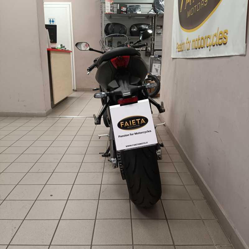 Triumph Daytona 660 - 2025