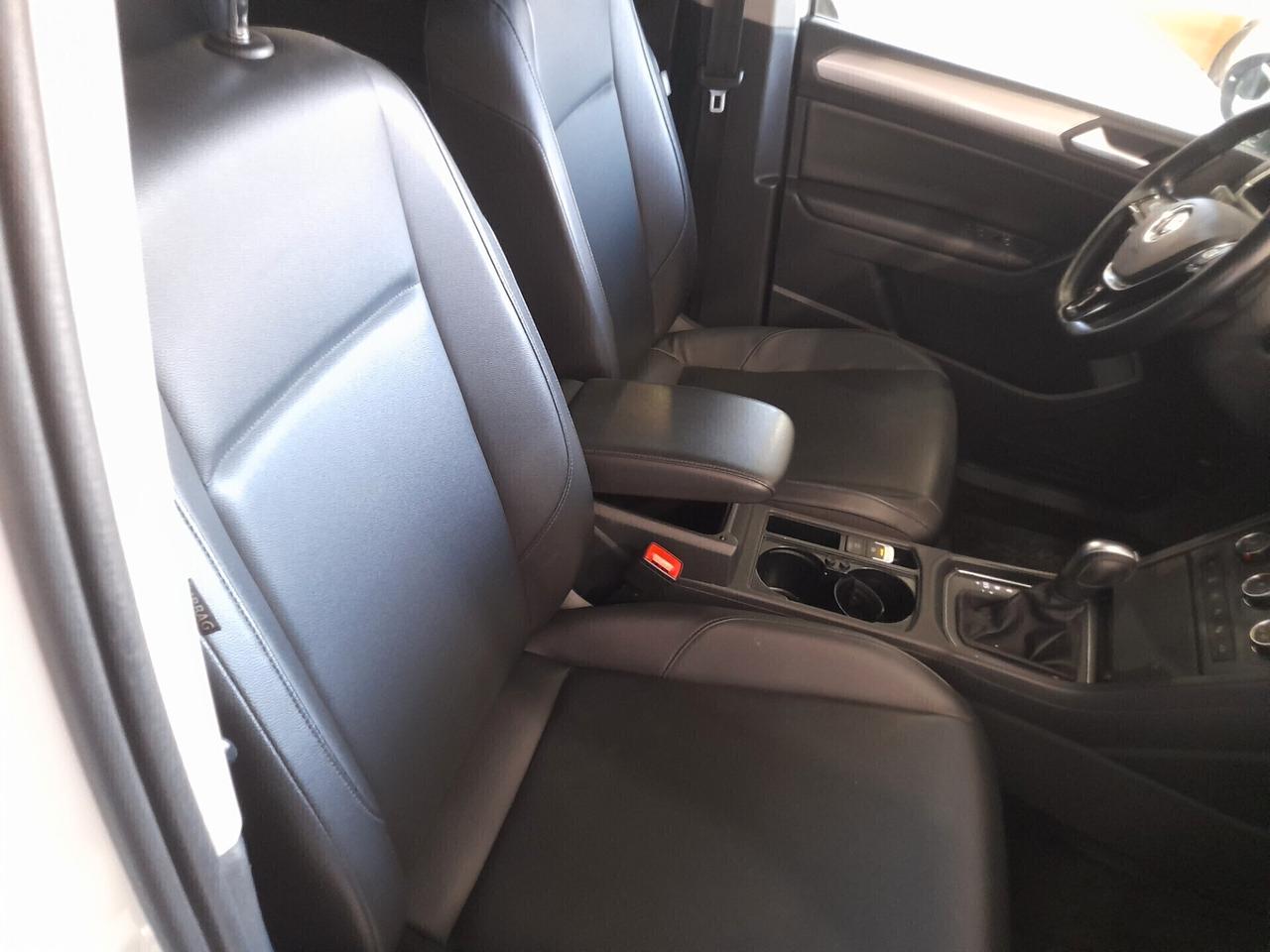 Volkswagen Touran 2.0 TDI 7 POSTI