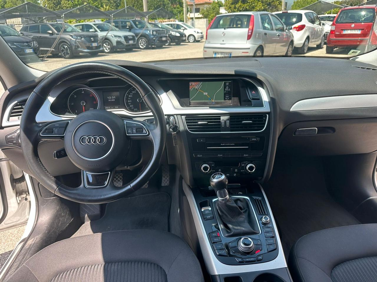Audi A4 Avant 2.0 TDI 150 CV S-LINE