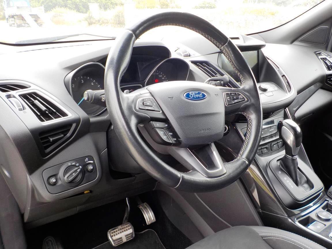 Ford Kuga 2.0 TDCI 180 CV S&S 4WD Powershift ST-Line