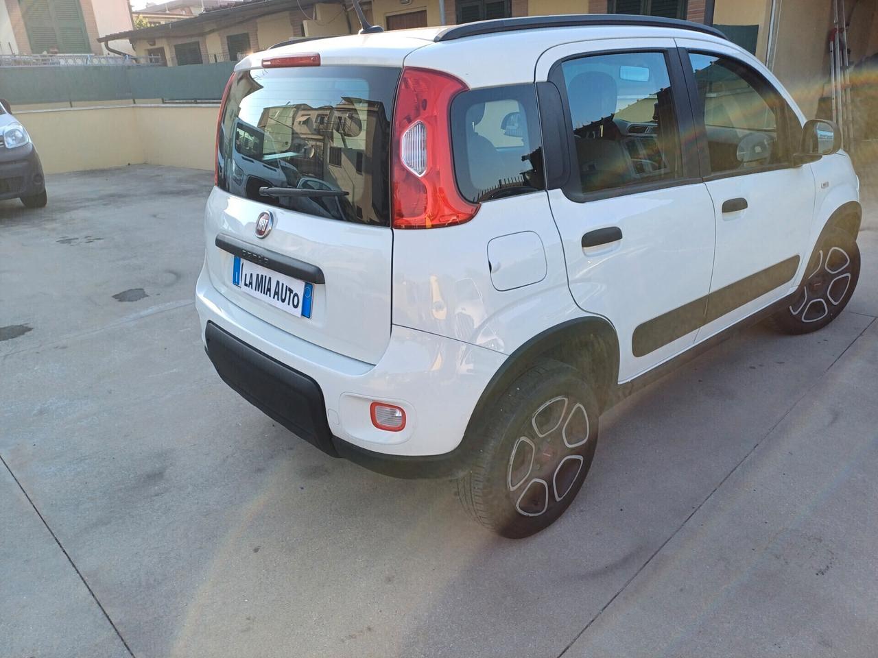FIAT PANDA 1.0 CROSS (PER NEOPATENTATI)