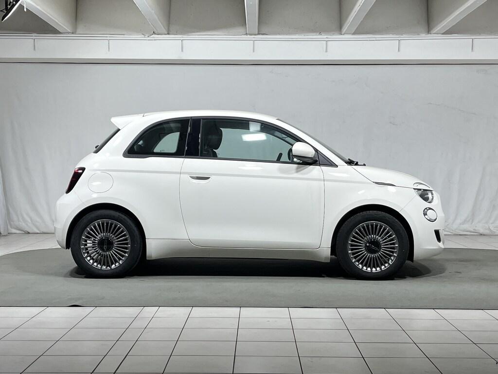 Fiat 500 e 42 kWh