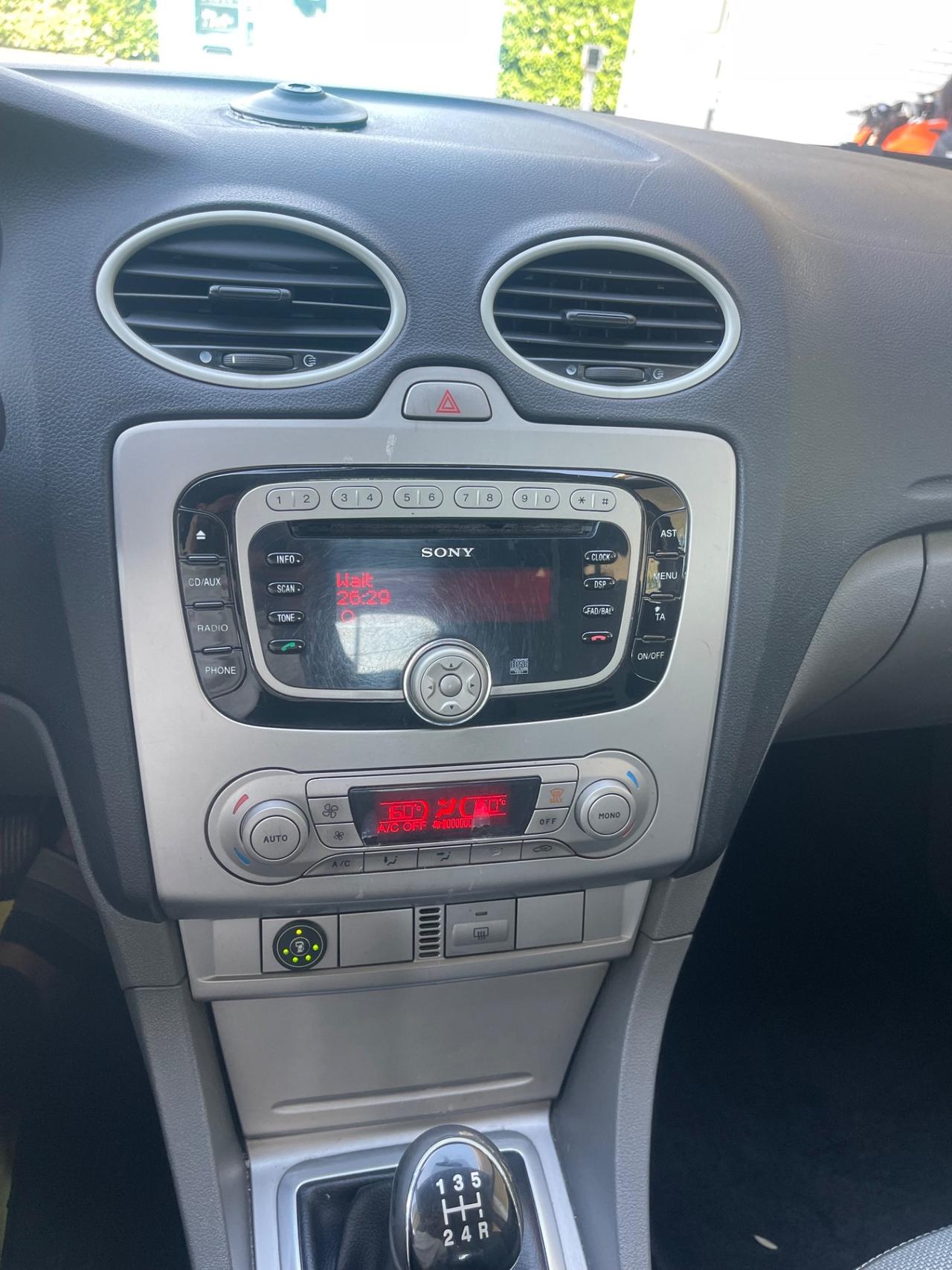 Ford Focus 1.6 (115CV) SW Bz.- GPL Titanium