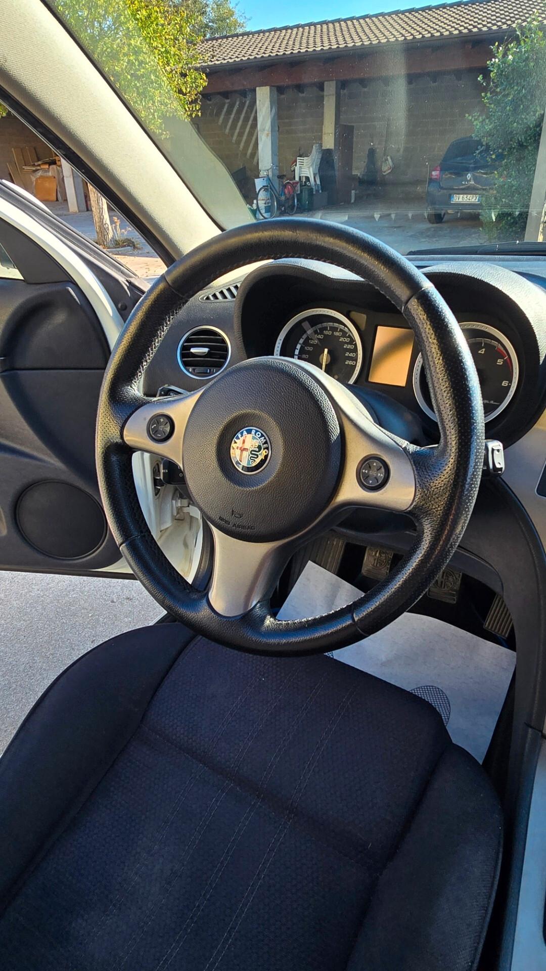 ALFA 159 1.9 JTDM PARI AL NUOVO