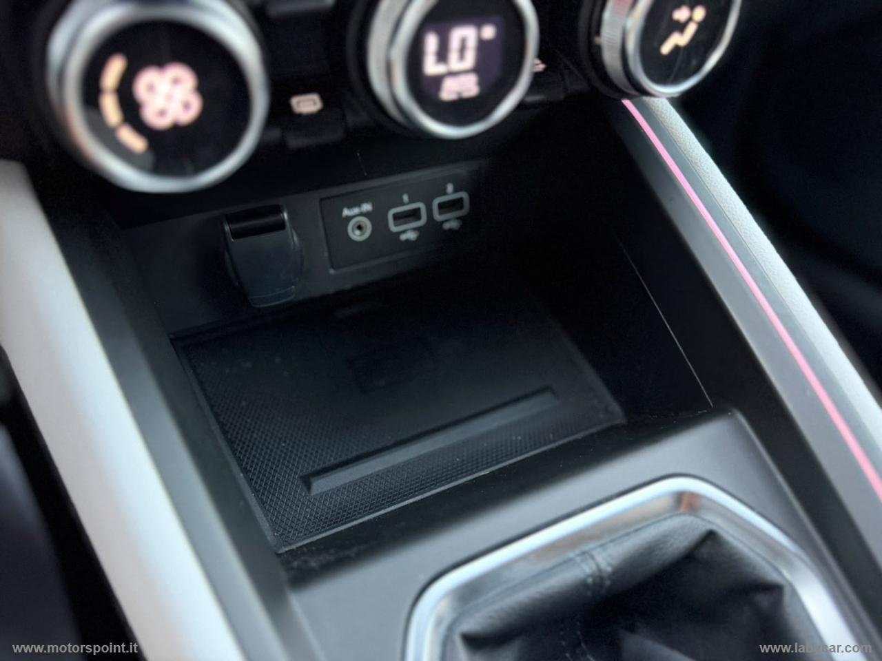RENAULT Clio TCe 90 CV Techno NEOPATENTATI OK
