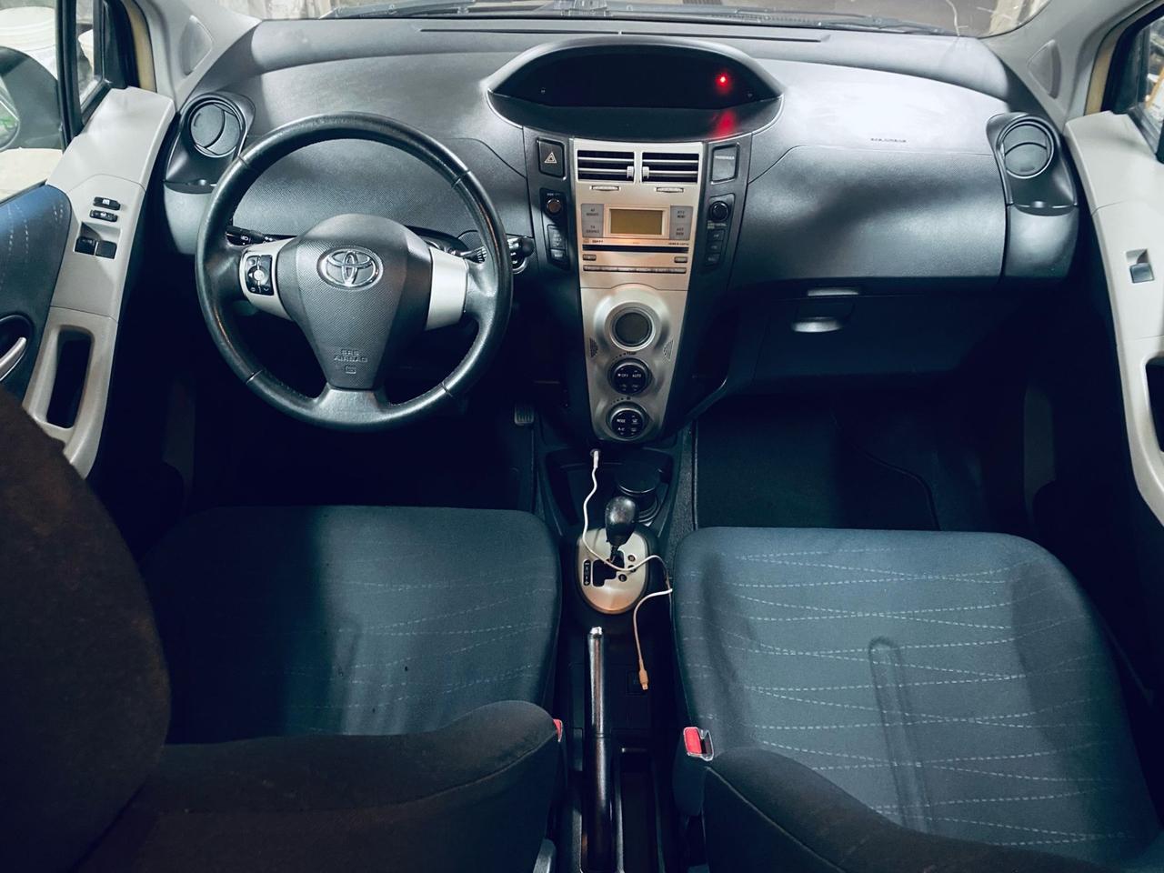 Toyota Yaris 1.3 5 porte