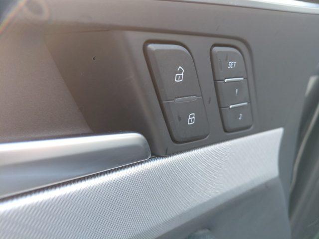 AUDI A5 Cabrio 40 TDI quattro S tronic S-line Sport