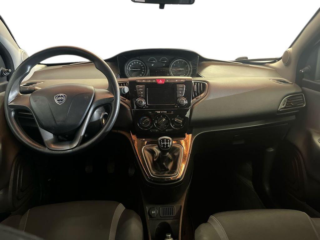 Lancia Ypsilon 1.3 mjt Silver s&s 95cv