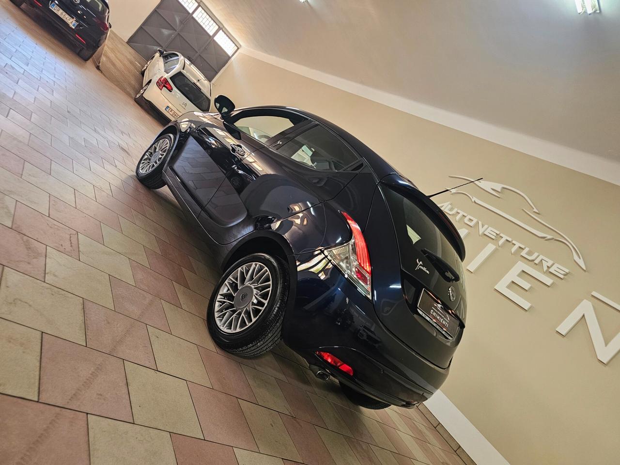 Lancia Ypsilon 1.2 69 CV 5 porte GPL Ecochic Gold