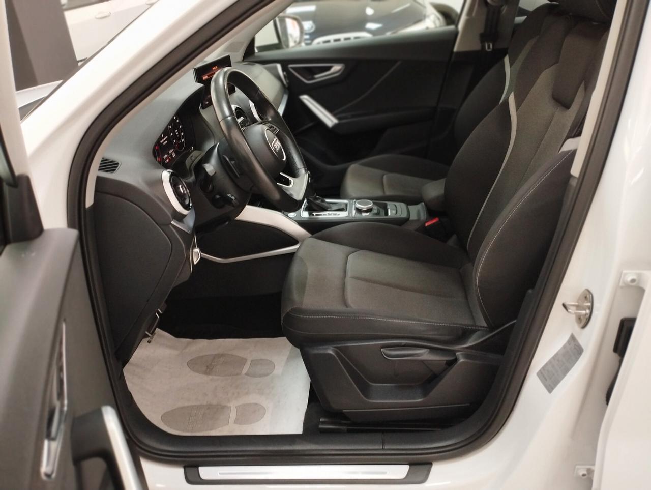 Audi Q2 30 TDI Admired stronic