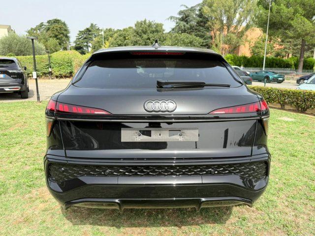 AUDI Q3 SPB TDI 110 kW S tronic S Line ed. NAVI - TECH PRO
